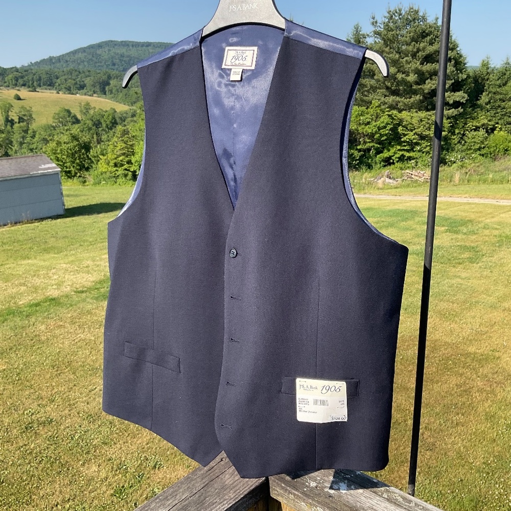 Jos a bank vest